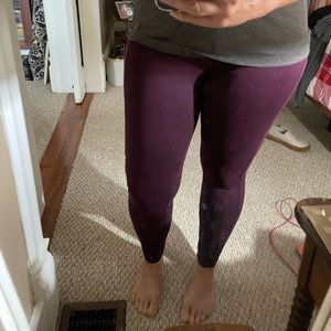 Excellent condition burgundy Loft leggings